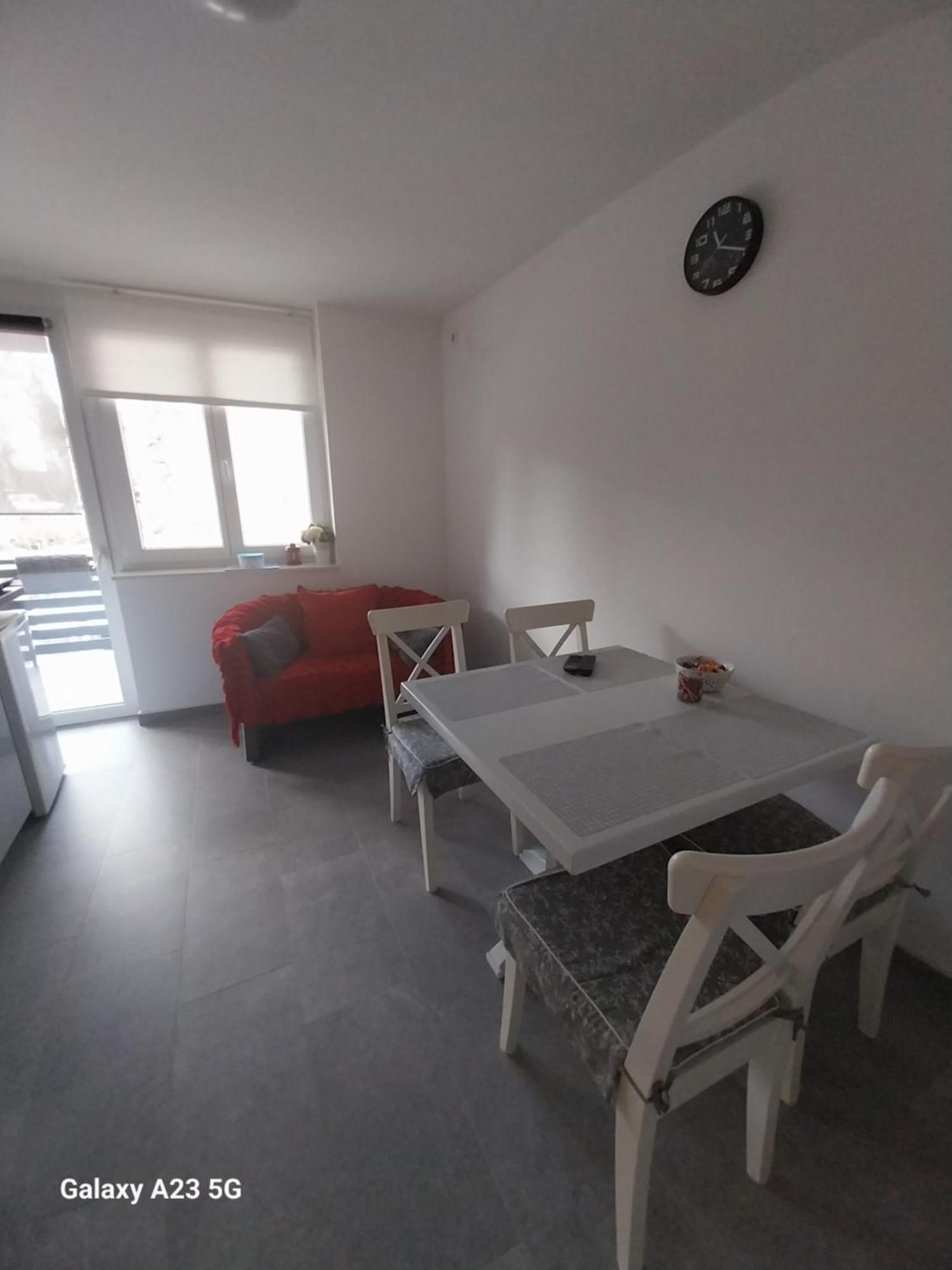 Bloom Apartment *